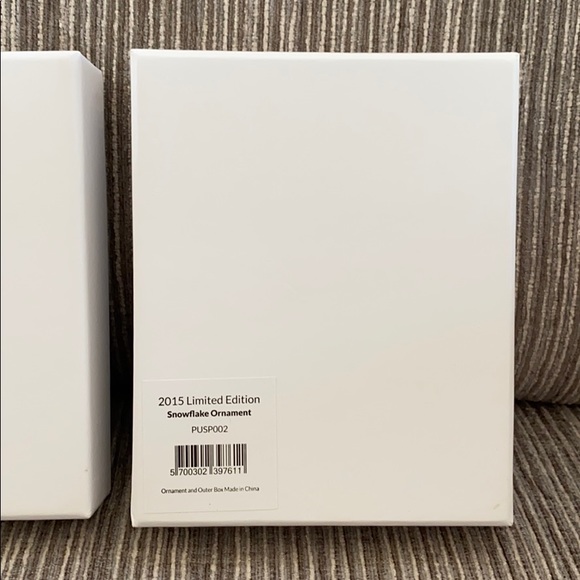 New Pandora 2015 Ornament Snowflake Ceramic with Logo Ribbon In Box - Picture 8 of 8